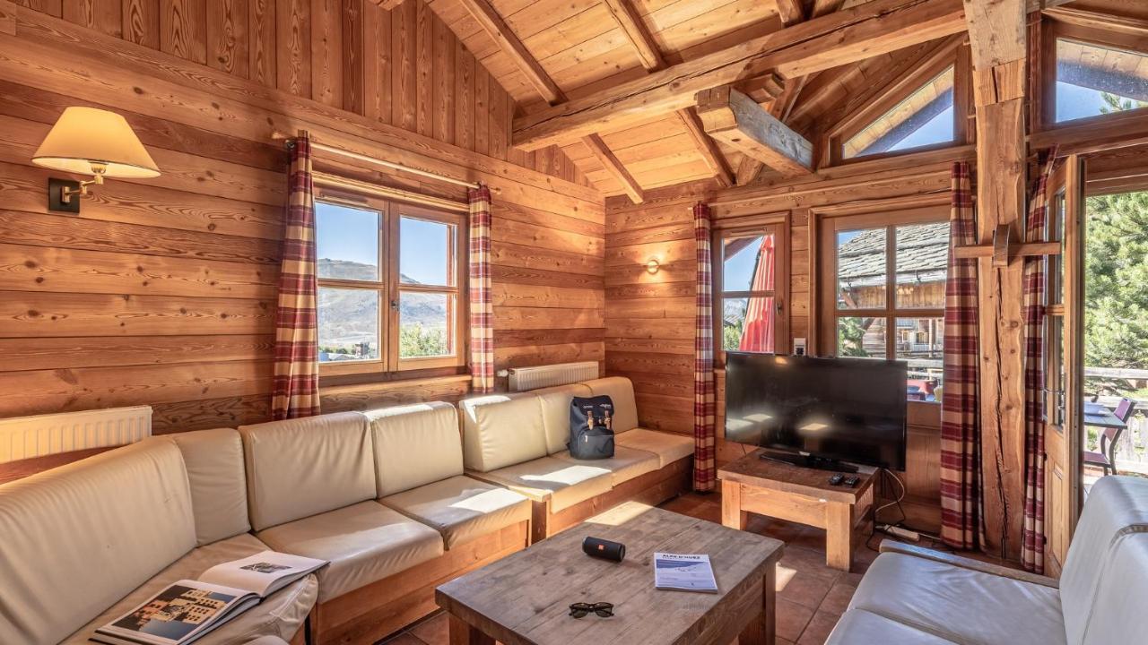 Madame Vacances Les Chalets De L'Altiport Alpe d'Huez Kültér fotó