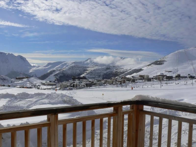 Madame Vacances Les Chalets De L'Altiport Alpe d'Huez Kültér fotó