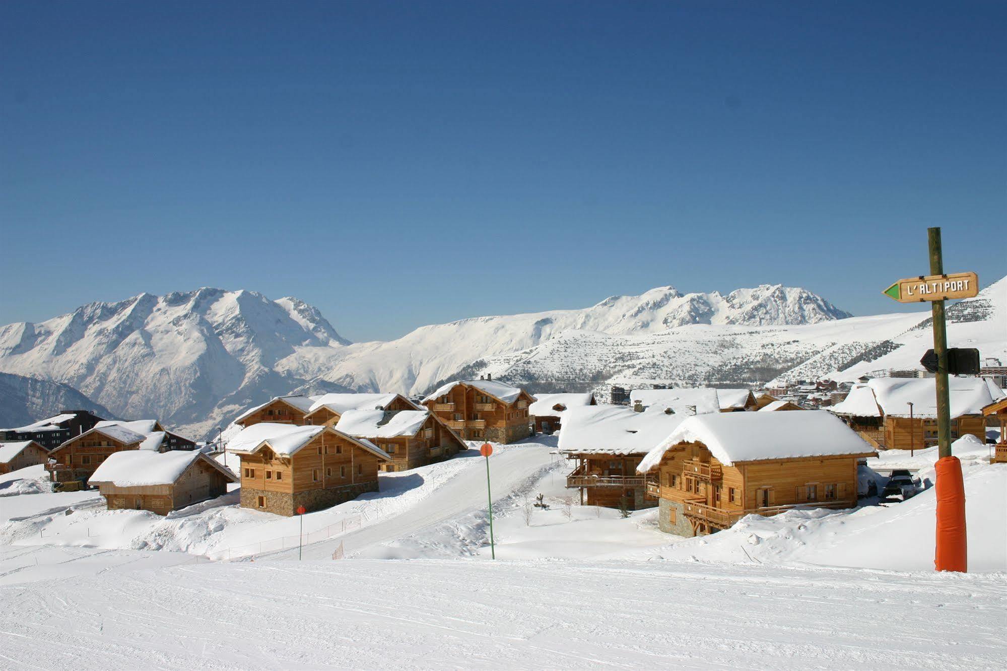 Madame Vacances Les Chalets De L'Altiport Alpe d'Huez Kültér fotó